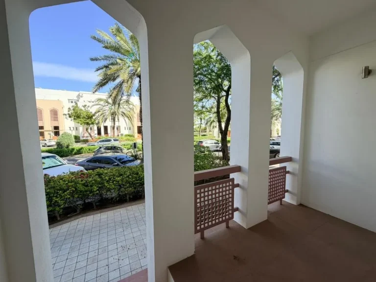 2-Bedroom Townhouse in Al Mouj
