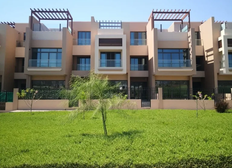 Elegant 5-Bedroom Villa in Muscat Hills